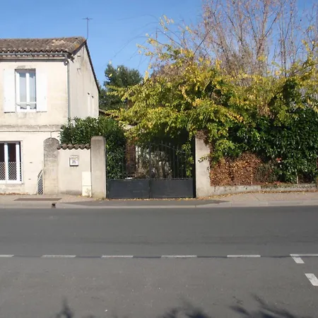 فندق مبيت وإفطار La Maison D'alienor