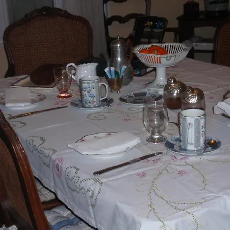 La Maison D'alienor Saint-Medard-de-Guizieres